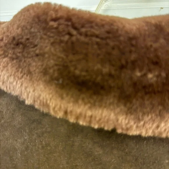 Brown Suede and Shearling Coat - Picture 3 of 13